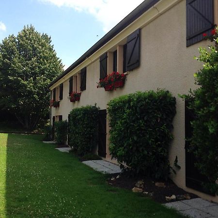 Kyriad Épernay Exterior foto