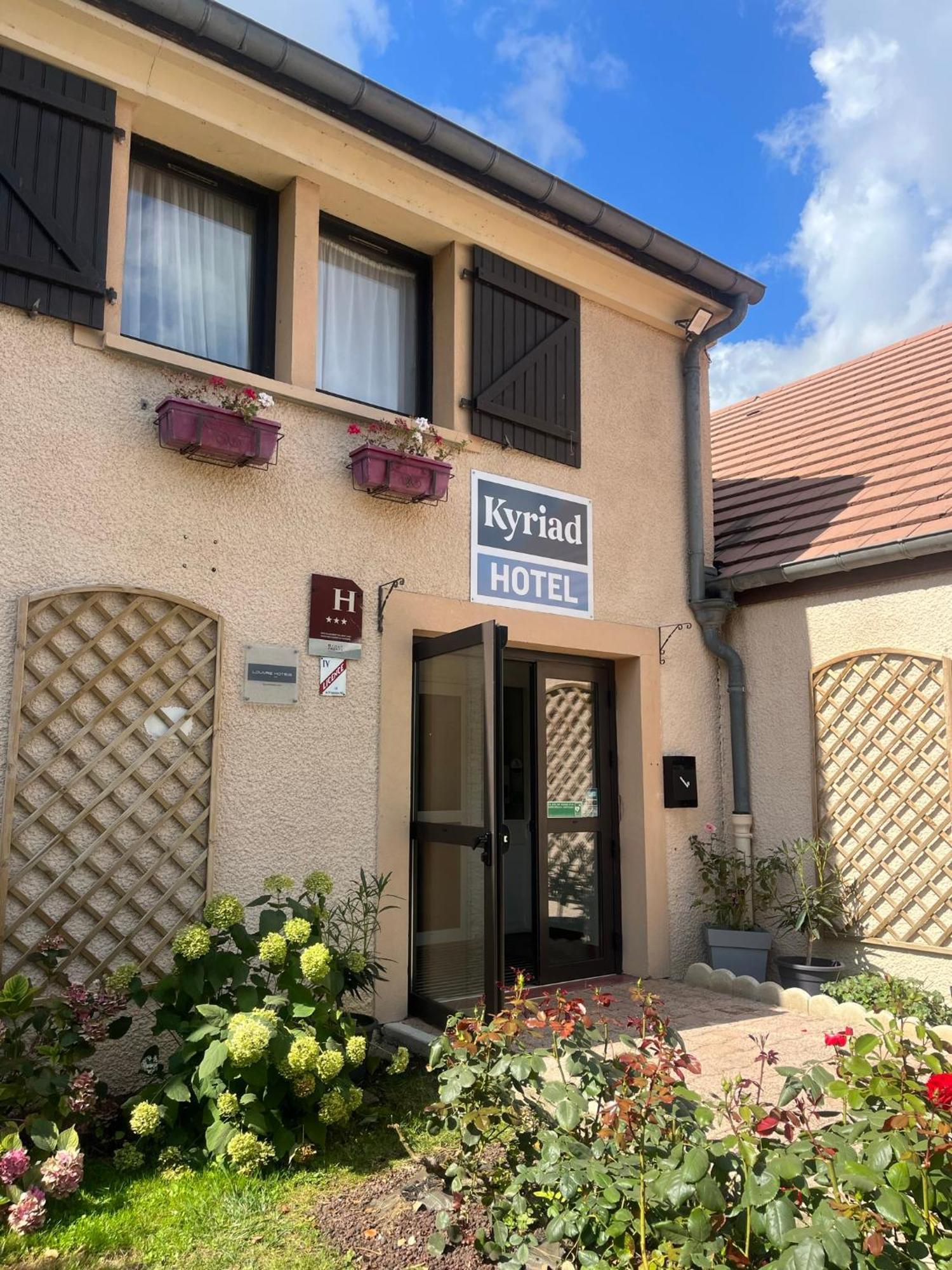 Kyriad Épernay Exterior foto